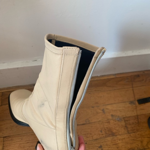 Beautiful Labucq Caro Nappa boots in cream! - Picture 10 of 10